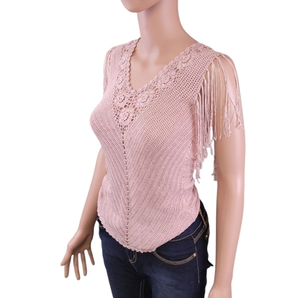 The Limited Tops - The Limited Womens Vtg y2k Hand Knit Beaded Fringe Crochet V Neck Pink Top SzS🖤
